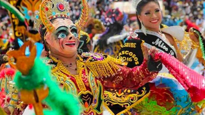 Festa peruviana Candelaria Puno carnevale in peru